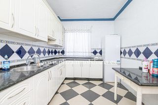 Chalet en venta en Lucena