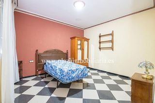 Chalet en venta en Lucena