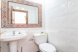 Chalet en venta en Lucena