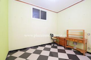 Chalet en venta en Lucena