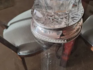 Jarrón cristal repujado base plata de ley