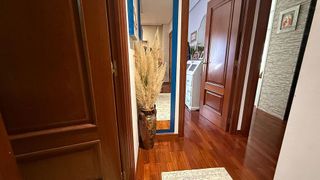 Piso en venta en Ventiun en Ourense