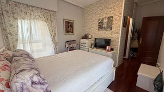 Piso en venta en Ventiun en Ourense