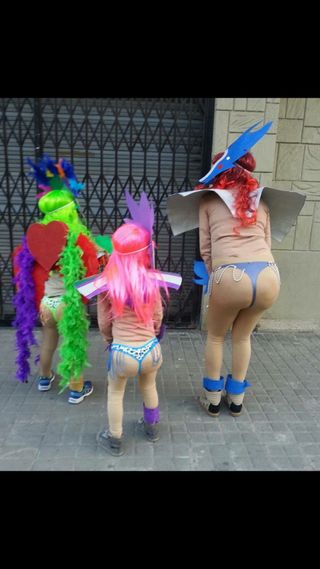 4 Tangas para Disfraz