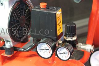 Compresor Aire Silencioso 24 L - 0,75 Hp - 09368 - Mader