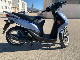 Honda Vision 110 Scooter