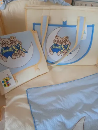 Conjunto 5 piezas edredón cuna. Nuevo con etiqueta