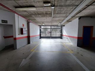 Garaje en venta en Arroyo de la Miel en Benalmádena