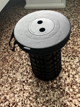 Taburete plegable bolso negro