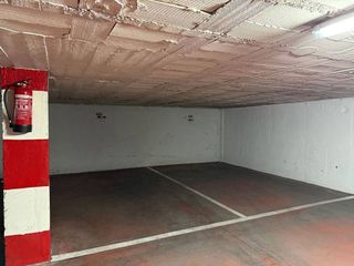 Garaje en venta en Carranque - Haza Cuevas en Málaga