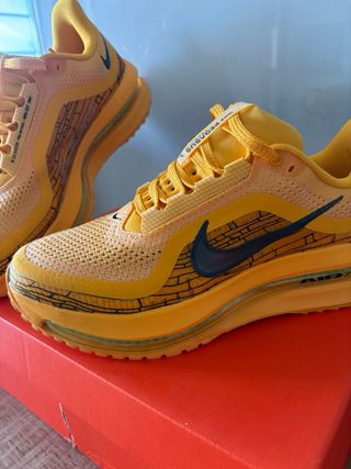 Scarpe Nike Pegasus Premium Giallo/Nero 41