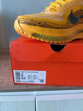 Scarpe Nike Pegasus Premium Giallo/Nero 41