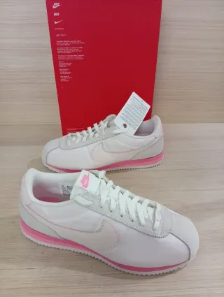 Nike Cortez n.43 originali bianche e rosa Nuove