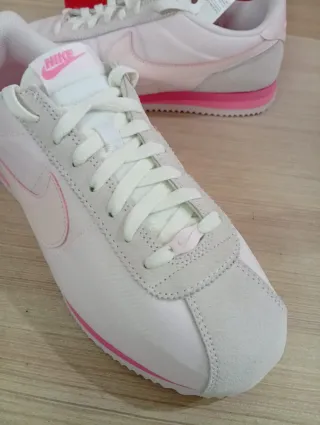 Nike Cortez n.43 originali bianche e rosa Nuove