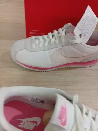 Nike Cortez n.43 originali bianche e rosa Nuove
