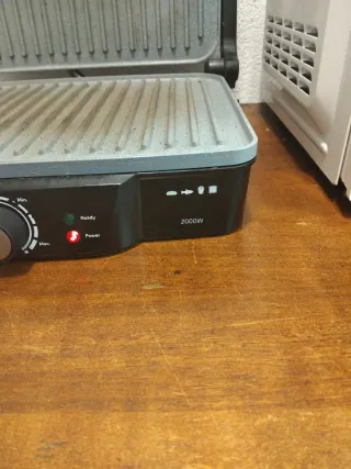 Parrilla Eléctrica Cecotec Rock'nGrill 2000W