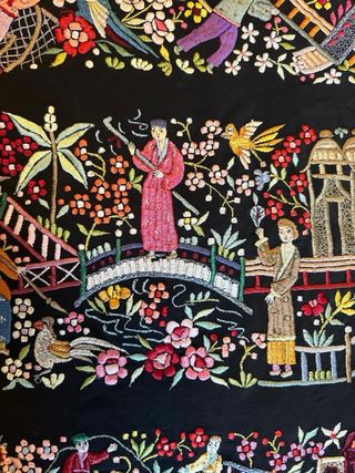 Manton de Manila bordado