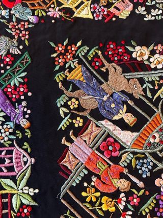 Manton de Manila bordado