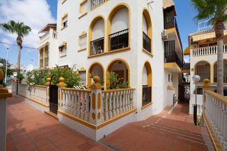 Piso en venta en Torrelamata - La Mata en Torrevieja