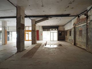 Local comercial en venta en Instituts - Ponent - Sota el Camí Ral en Granollers