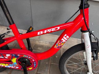 Bicicleta infantil B-Pro 16 roja