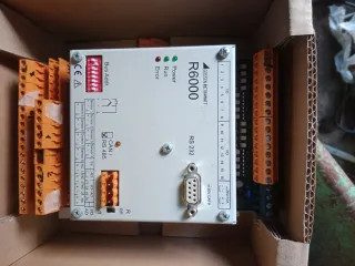 Gossen Metrawatt R6000-V002 Regulador 8 Canales