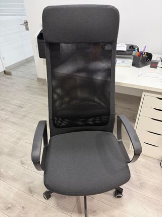 A estrenar Silla de oficina cómoda y resistente