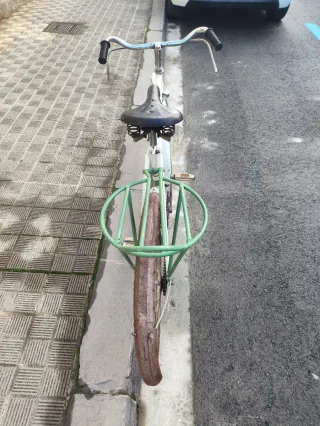 Bicicleta de varillas ,rueda de 650,tamaño cadete.