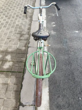 Bicicleta de varillas ,rueda de 650,tamaño cadete.