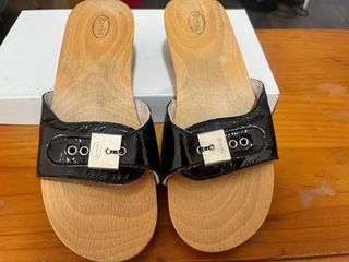 Sandalias Scholl Negras y Marrones