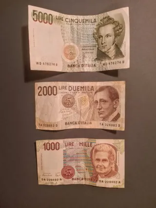 Lotto 19 pezzi Lire Italiane: Banconote e Monete