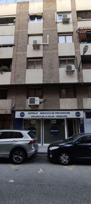 Local comercial en venta en San José en Zaragoza