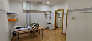 Local comercial en venta en San José en Zaragoza