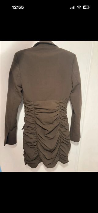 Vestido Zara con fruncido