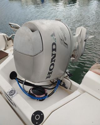 Barco Jeanneau Merry Fisher 610 + Honda 75