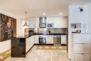 Piso en alquiler en Nueva Andalucía centro en Marbella