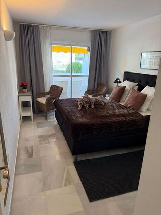 Piso en alquiler en Nueva Andalucía centro en Marbella