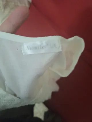 Blusa blanca con encaje