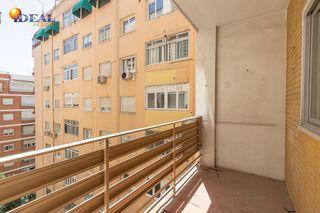 Piso en venta en Camino de Ronda - Rosaleda en Granada