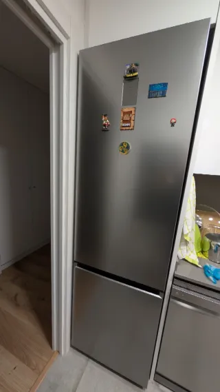 Frigorífico Samsung Combi 2m 390L 2025