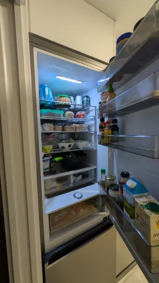 Frigorífico Samsung Combi 2m 390L 2025