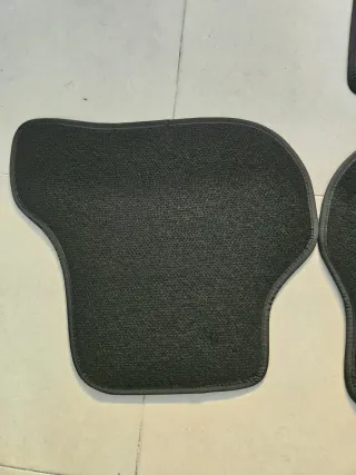 3 Alfombrillas Volkswagen Golf Negras nuevas