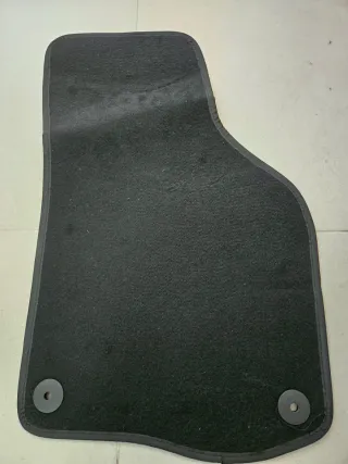 3 Alfombrillas Volkswagen Golf Negras nuevas