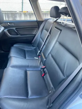 Subaru Outback 2003 - offroad