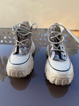 Tenis plataforma casuales CHICA plateados talla 38