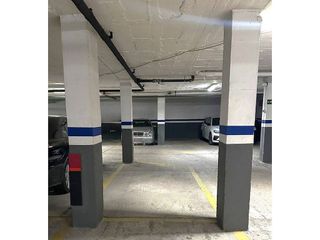 Garaje en venta en Centre - Cordelles en Cerdanyola del Vallès