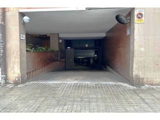 Garaje en venta en Centre - Cordelles en Cerdanyola del Vallès