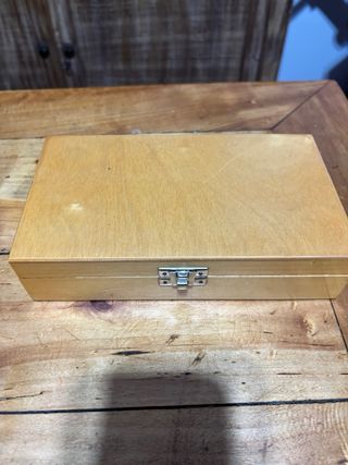 Bilancia di precisione per ricarica munizioni