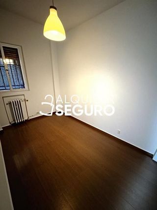 Piso en alquiler en Pacífico en Madrid