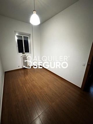 Piso en alquiler en Pacífico en Madrid